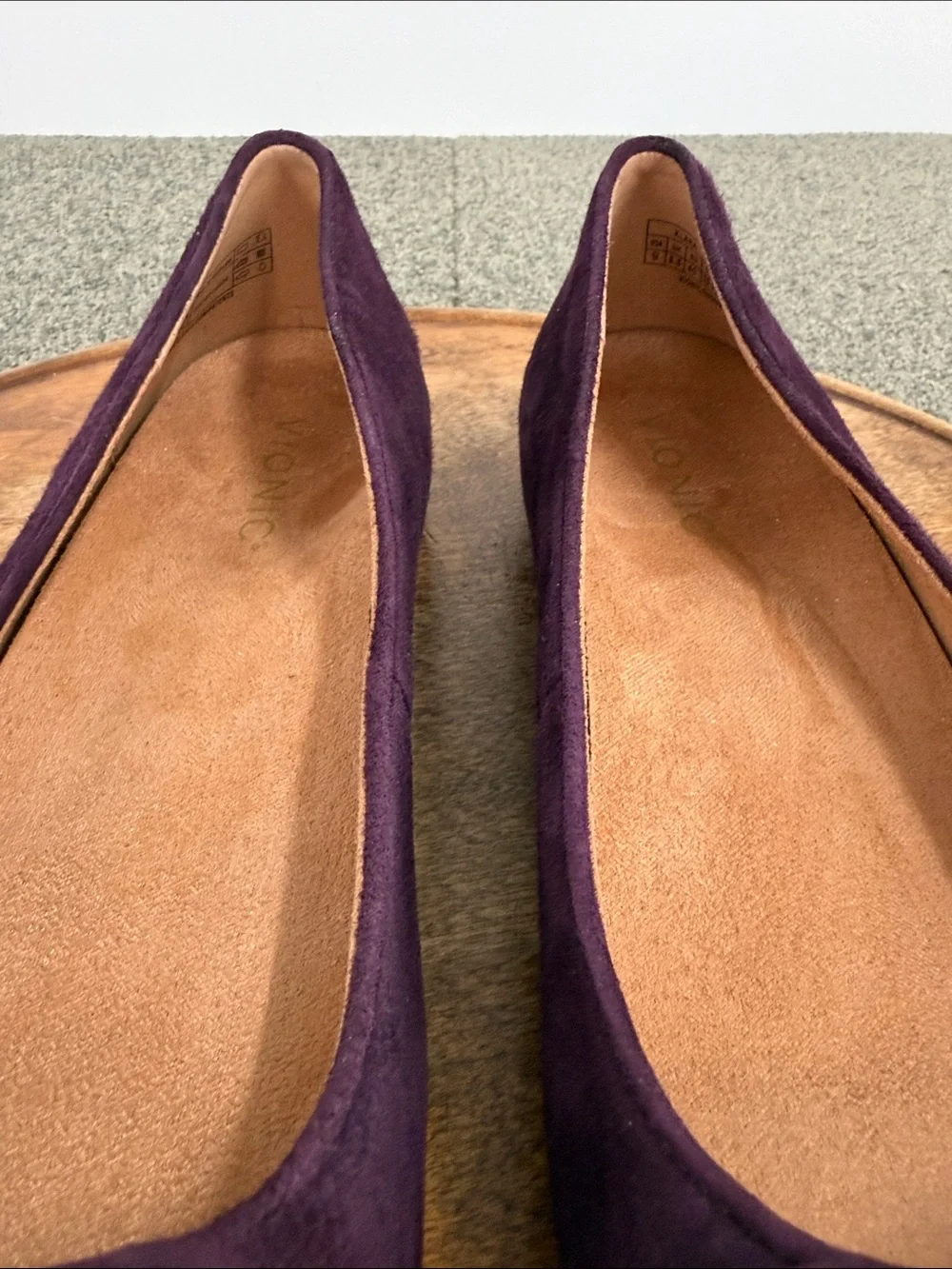 Vionic Shoes Wm 9 Klara Plum Purple Suede Ballet Flats Bow Tie Pretty Classic
